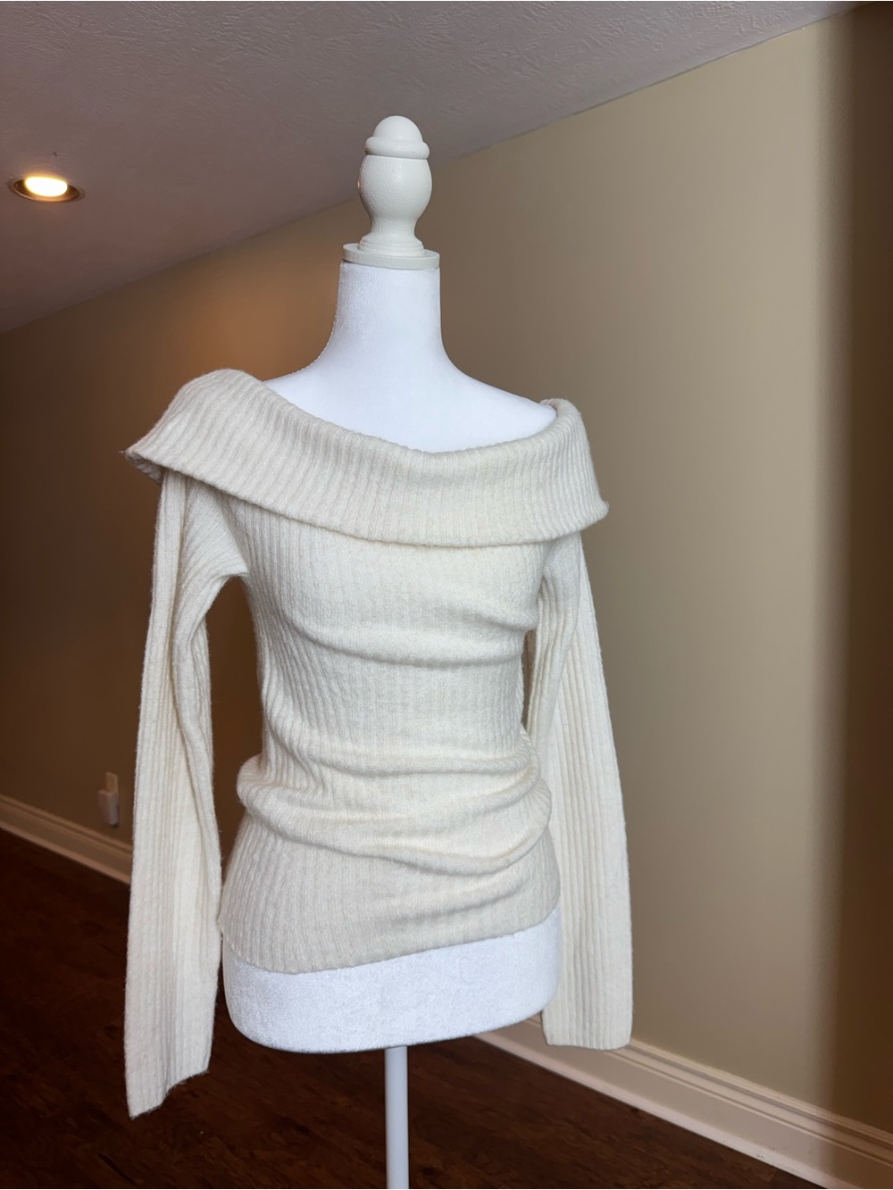 H&M Cream Off-the-Shoulder Ribbed Sweater - Picture 2 of 10
